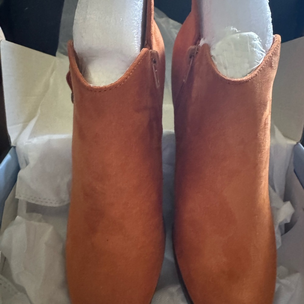 Women's Tan Ankle Boots
